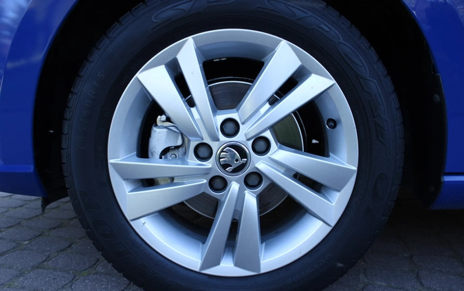 Skoda Fabia cena 39800 przebieg: 142000, rok produkcji 2020 z Ciechanów małe 352